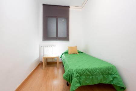 Appartement te huur in Barcelona Llança - Av. Roma (til December 17th Only)