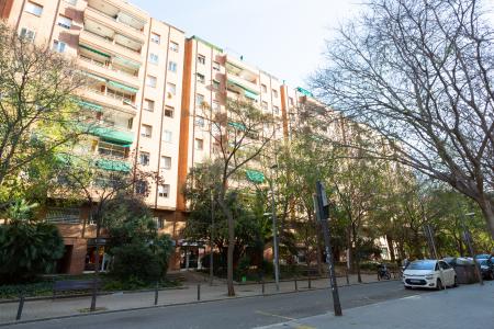 Appartement te huur in Barcelona Llança - Av. Roma (til December 17th Only)