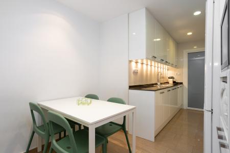 Appartement te huur in Barcelona Llança - Av. Roma (til December 17th Only)