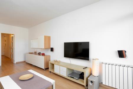 Appartement te huur in Barcelona Llança - Av. Roma (til December 17th Only)