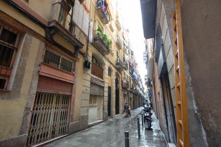 Local te koop in Barcelona Salvador - Cera