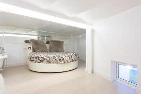 Appartement te huur in Barcelona Creu Coberta - Moianes