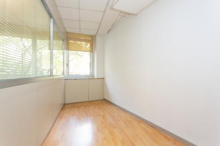 Oficina te koop in Barcelona Sant Antoni - Pes De La Palla