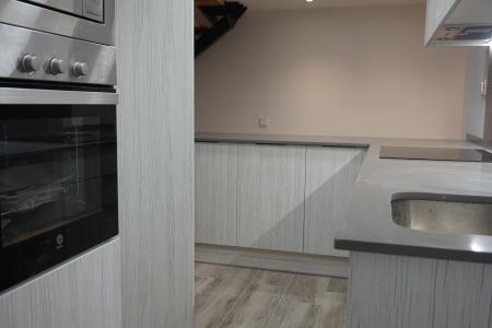 Dúplex te huur in Barcelona Castillejos - Indústria