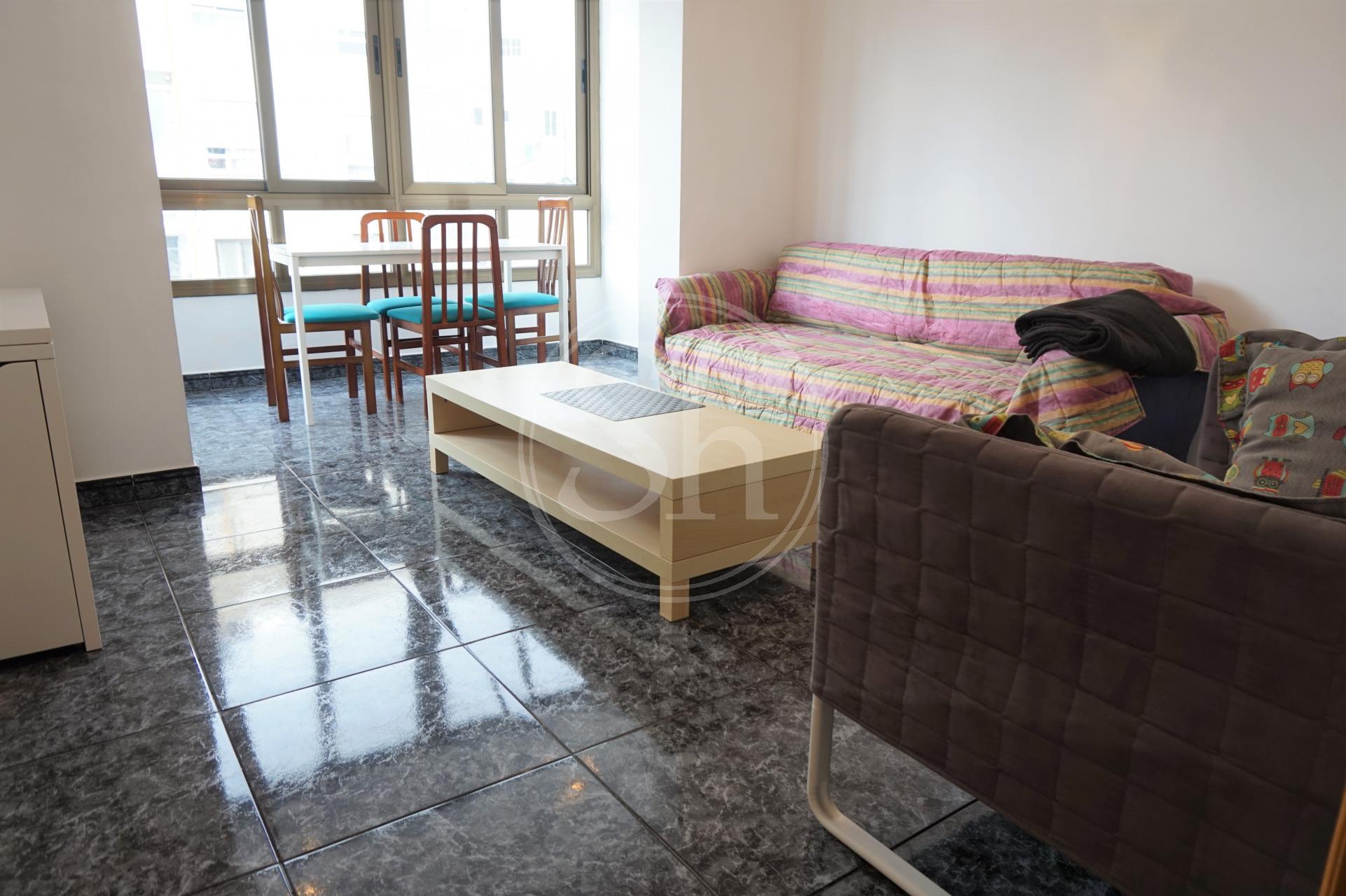 Appartement à louer à Barcelona Blesa - Nou De La Rambla