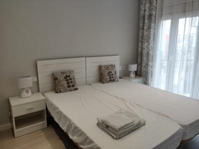 Appartement te huur in Barcelona Carretera Collblanc - Cardenal Reig
