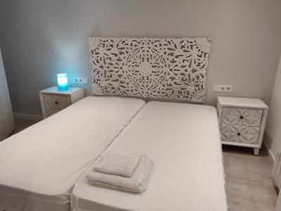 Appartement te huur in Barcelona Carretera Collblanc - Cardenal Reig
