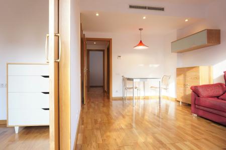 Apartment for Rent in Barcelona Pistó - Plaça Can Robacols