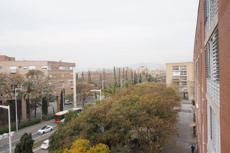 Appartement te huur in Barcelona Marina - Av D'icària