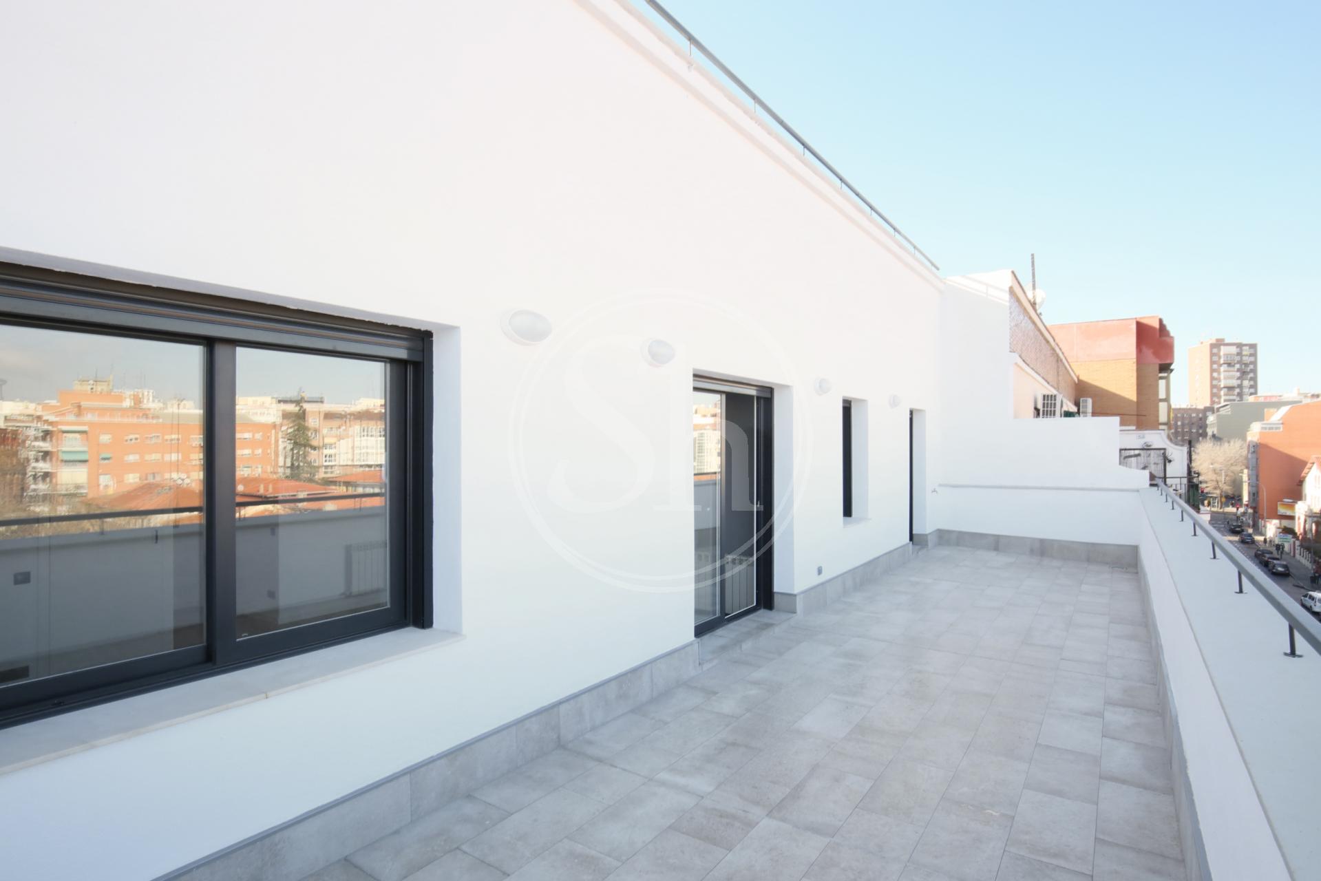 Apartment for Rent in Madrid Avenida De Los Toreros - Francisco Silvela