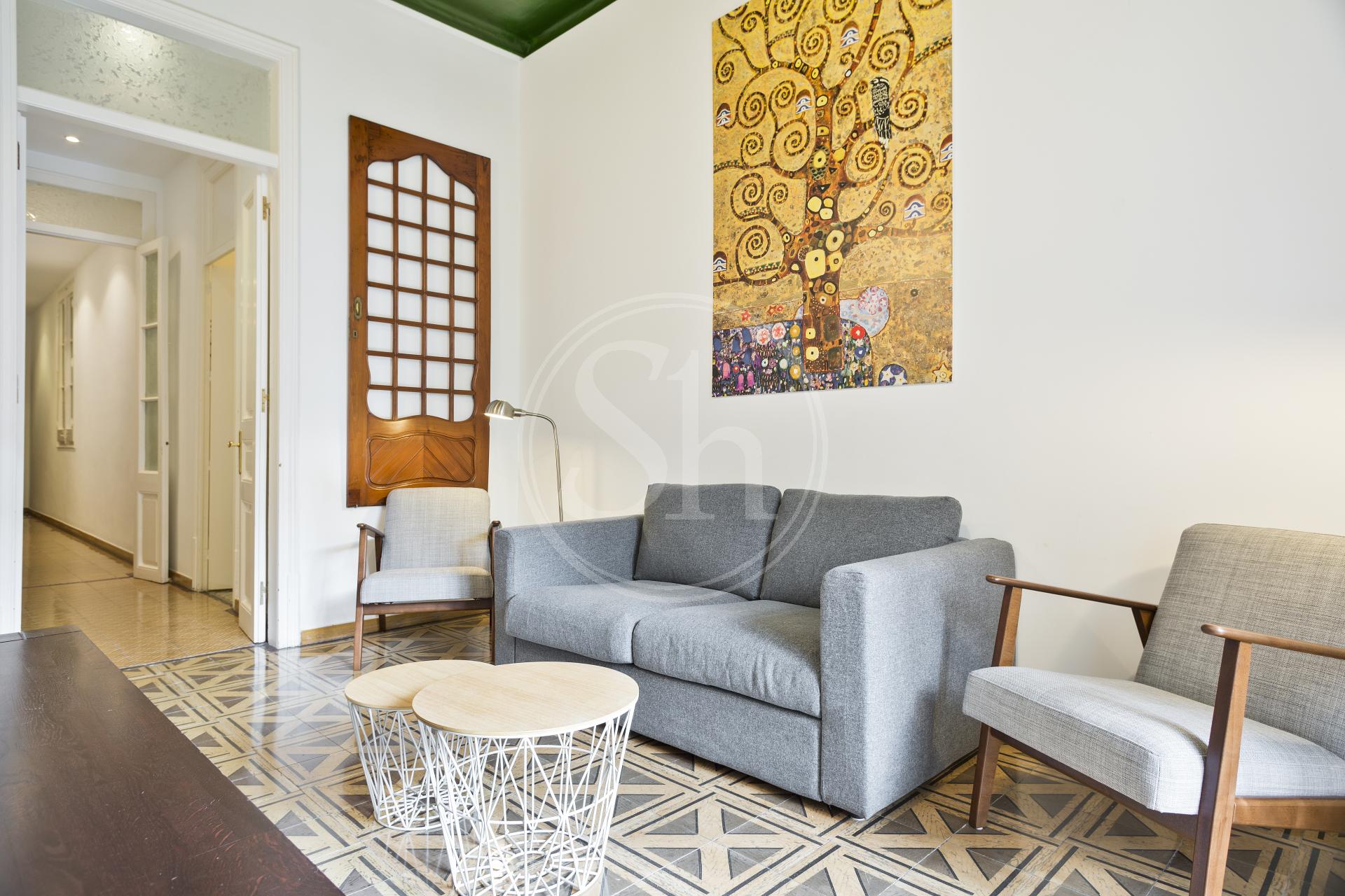 Piso en alquiler de tres habitaciones en l'Eixample Dreta