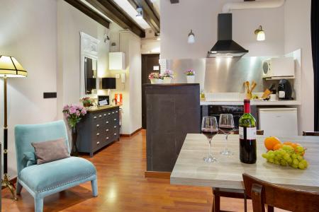 Appartement te huur in Barcelona Raval - Carretes