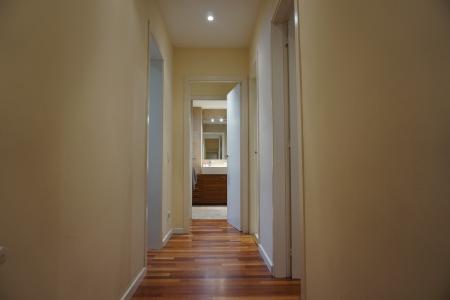 Appartement te huur in Barcelona Aragó - Calabria