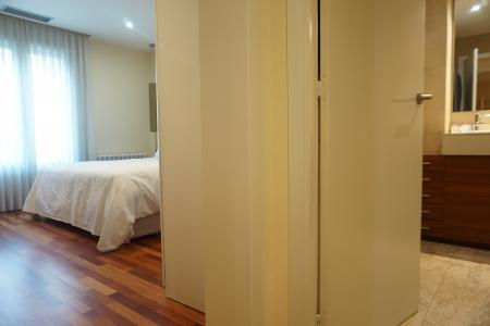 Appartement te huur in Barcelona Aragó - Calabria