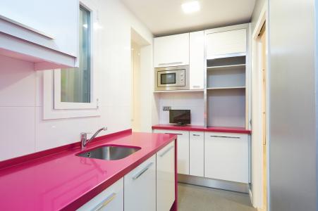 Appartement te huur in Barcelona Corsega - Sicilia