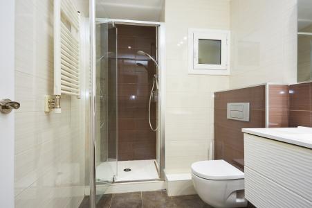 Appartement te huur in Barcelona Corsega - Sicilia
