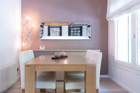 Appartement te huur in Barcelona Corsega - Sicilia
