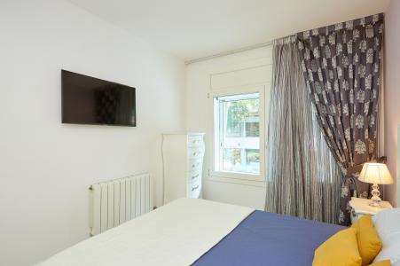 Appartement te huur in Barcelona Corsega - Sicilia