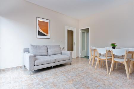 Appartement te huur in Barcelona Casanova - Consell De Cent