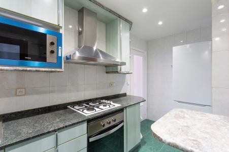 Appartement te huur in Barcelona Casanova - Consell De Cent