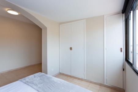 Appartement te huur in Barcelona Casanova - Consell De Cent