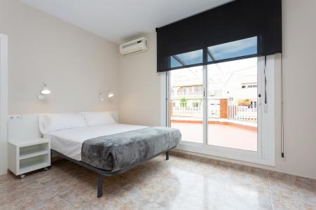 Appartement te huur in Barcelona Casanova - Consell De Cent