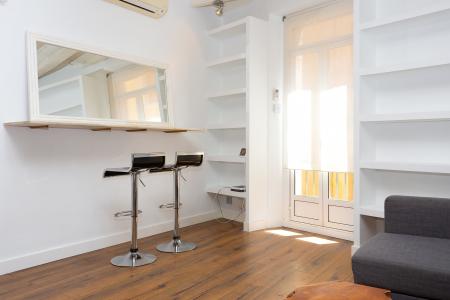 Piso con balcón en Ciutat Vella