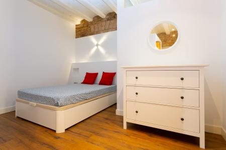 Piso con balcón en Ciutat Vella