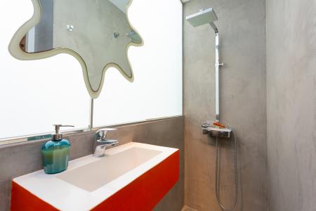 Piso con balcón en Ciutat Vella