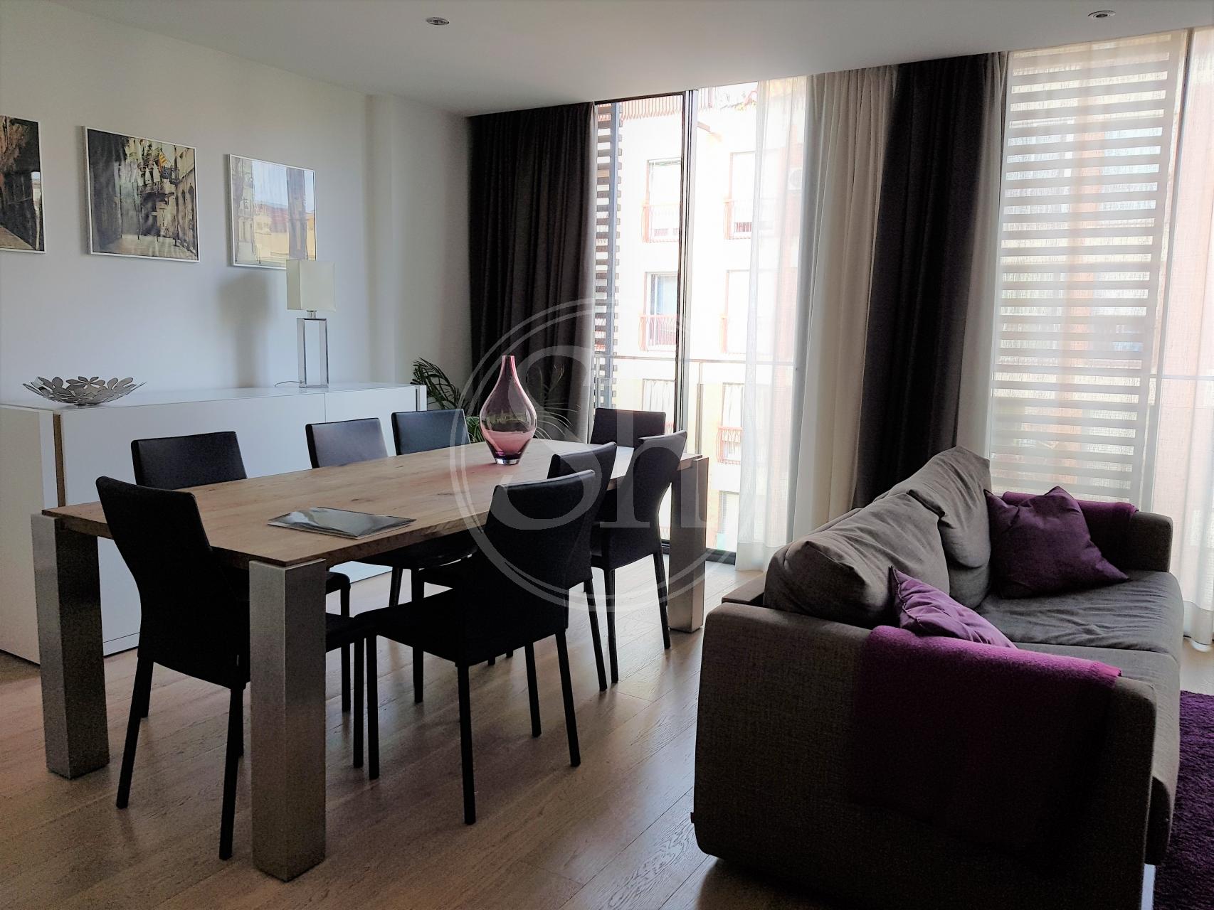 Duplex for Rent in Barcelona Casanova - Mallorca