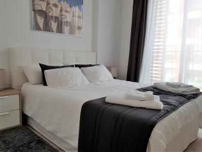 Duplex for Rent in Barcelona Casanova - Mallorca