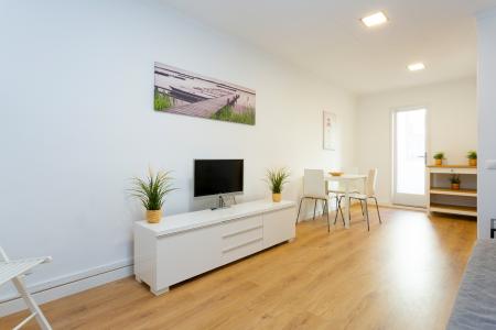 Appartement te huur in Barcelona Violant D'hongria - Rbla. Badal