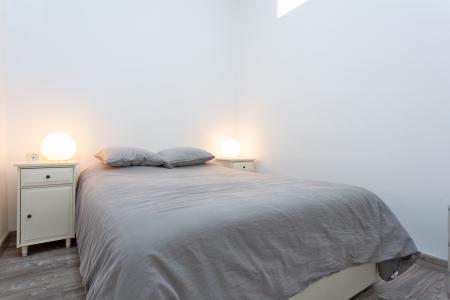 Appartamento in Affitto a Barcelona Villarroel - Consell De Cent