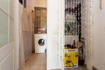 Appartamento in Affitto a Barcelona Villarroel - Consell De Cent