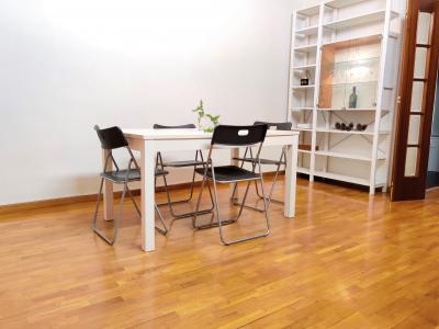 Appartement te huur in Barcelona De L´est - Nou De La Rambla (wifi Soon)