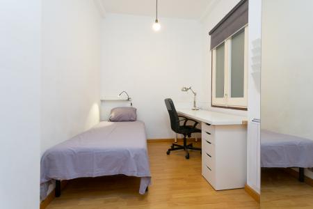 Piso con 4 dormitorios en L'Eixample
