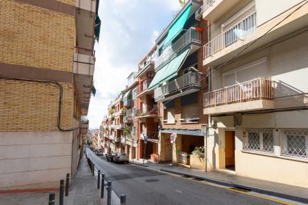 Piso con terraza en pleno Vallcarca