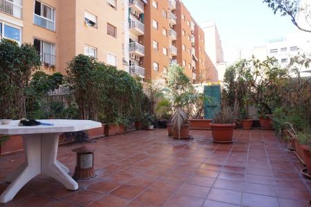 Appartement te huur in Barcelona Còrsega - Sicília