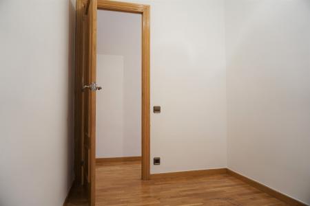Appartement te huur in Barcelona Còrsega - Sicília