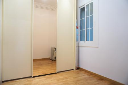 Appartement te huur in Barcelona Còrsega - Sicília