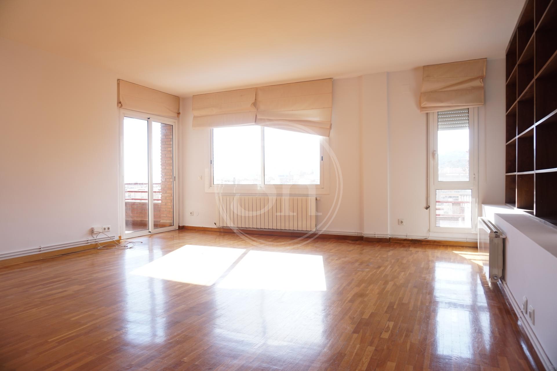 Appartement te huur in Barcelona Roca I Batlle - Suïssa