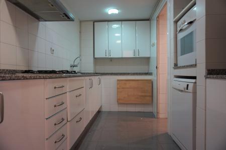 Appartement te huur in Barcelona Roca I Batlle - Suïssa