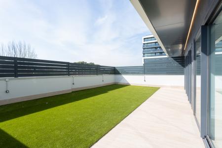 Appartement te huur in Sant Just Desvern Carretera Reial - Plaça Montserrat Roig