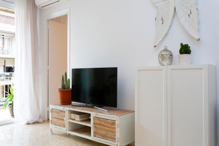 Appartement te huur in Barcelona Nàpols - Casp (new Flat)
