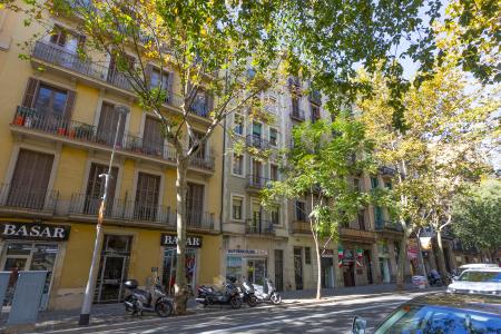 Appartement te huur in Barcelona Villarroel - Consell De Cent