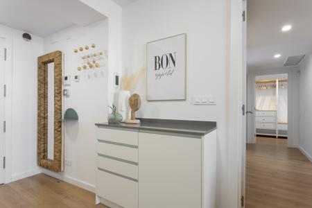 Piso con 2 balcones en L'Eixample