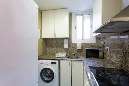 Appartement te huur in Barcelona Av. Paralel - Entença
