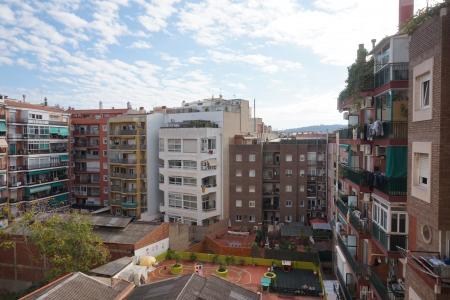 Appartement te huur in Barcelona Còrsega - Entença