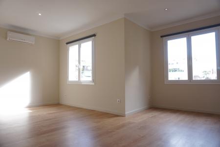 Appartement te huur in Barcelona Còrsega - Entença