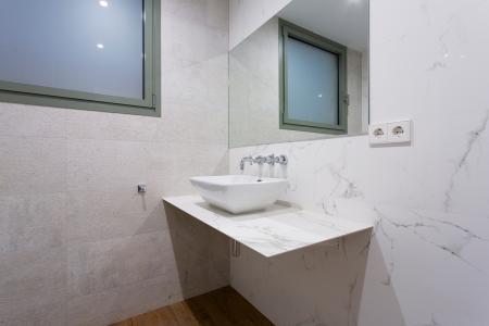 Appartement te huur in Barcelona Roger De Lluria - Aragón